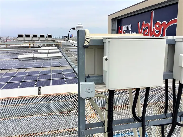 バロー羽島インター店_自家消費型太陽光発電システム改修