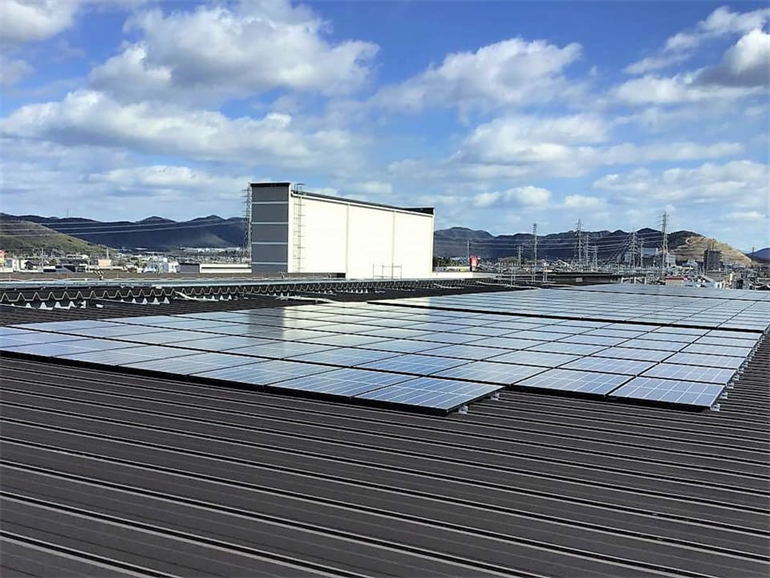 太陽光発電施工事例_バロー各務原中央店