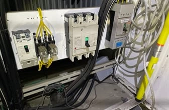 自家消費型太陽光発電_キュービクル改造風景