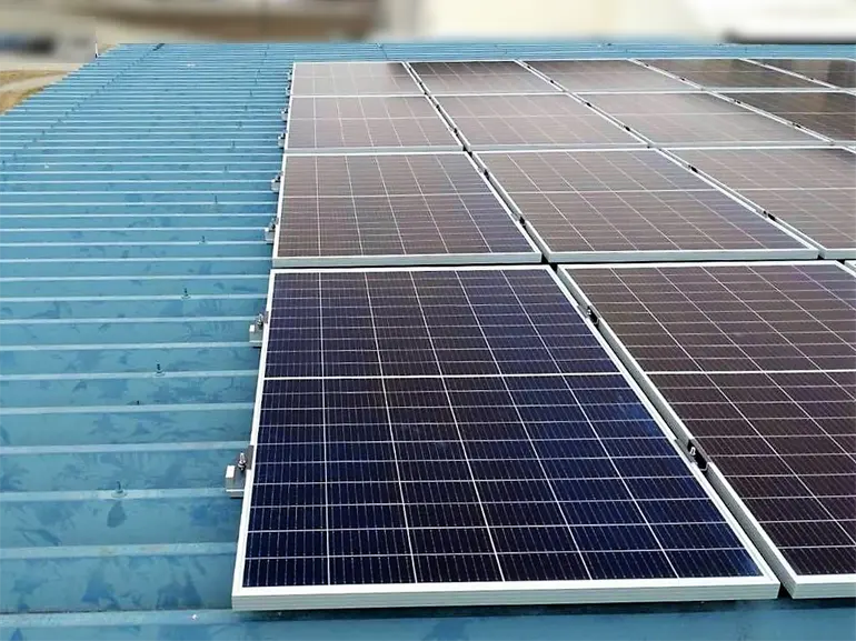 日新カラリング株式会社_屋根上_太陽光発電