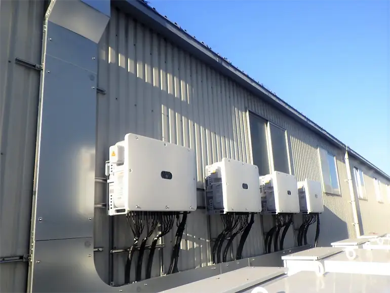 施工実績_自家消費型太陽光発電_愛媛県新居浜市_工場屋根上