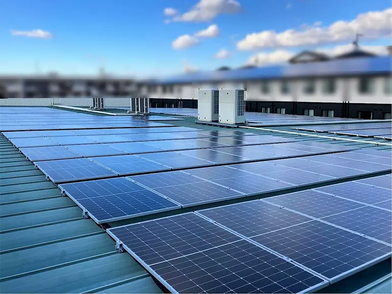 ドラッグストア屋根上_自家消費太陽光発電