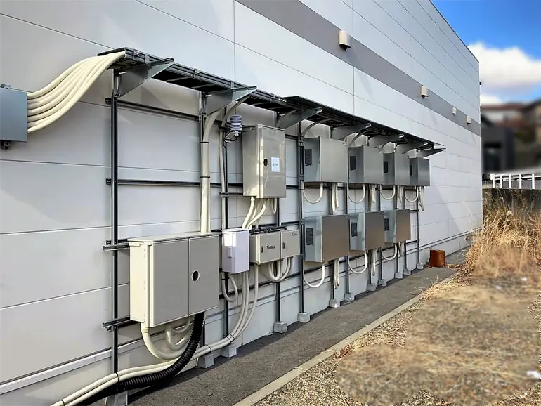 ドラッグストア屋根上_自家消費太陽光発電