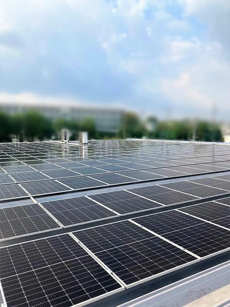 産業用太陽光発電_導入事例_ドラッグストア屋根上