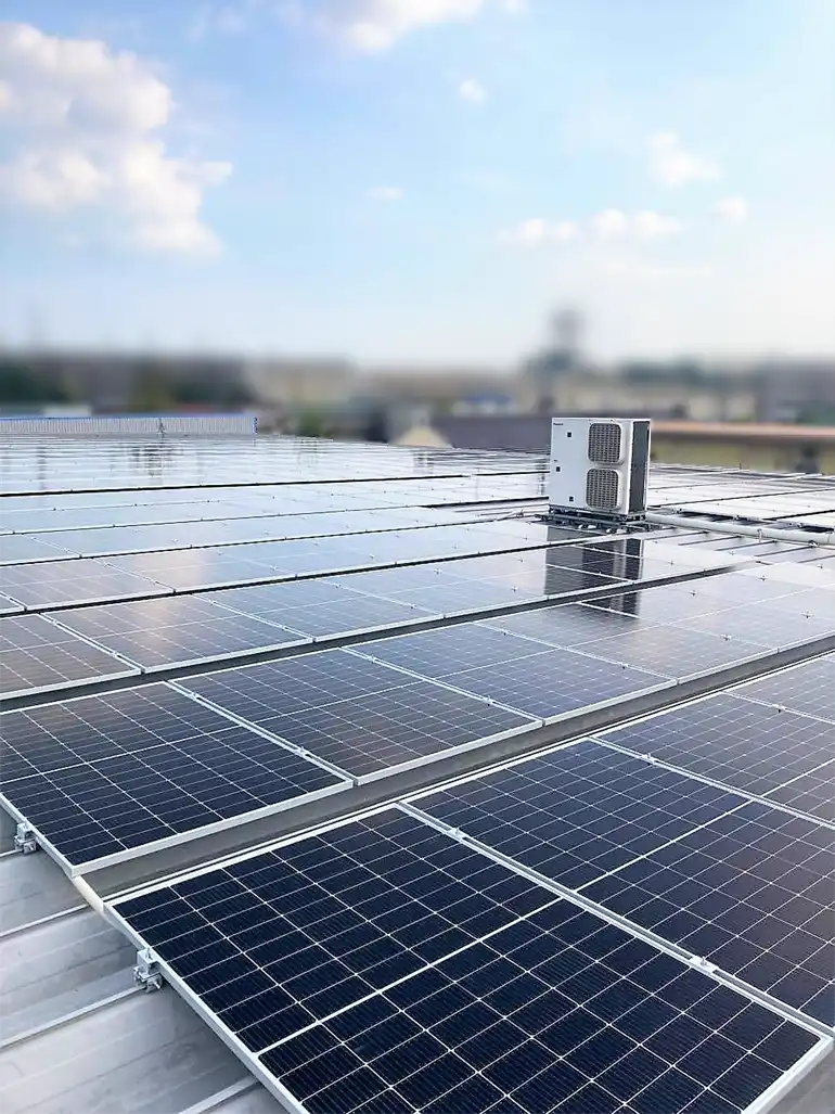 産業用太陽光発電_導入事例_ドラッグストア屋根上