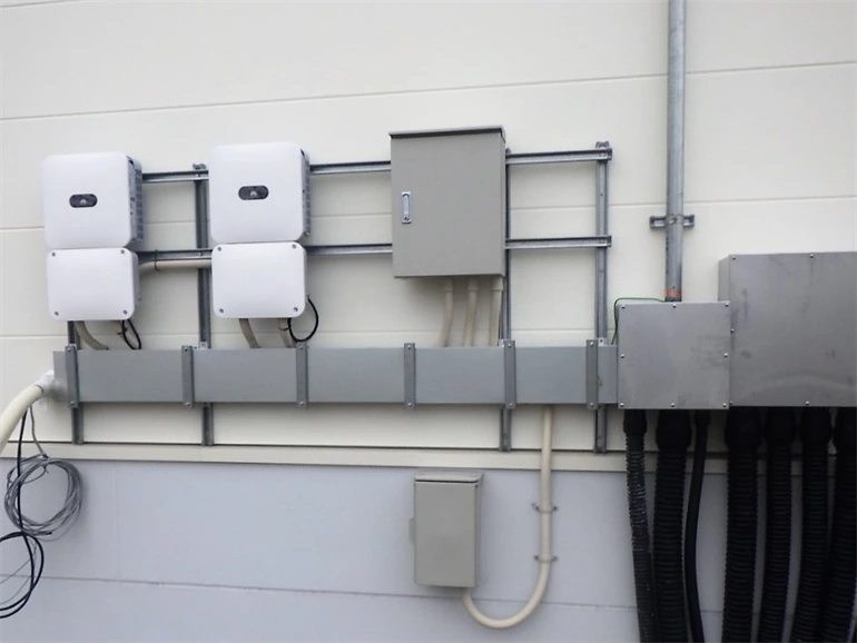 大洲市ドラッグストア_自家消費型太陽光発電_導入実績