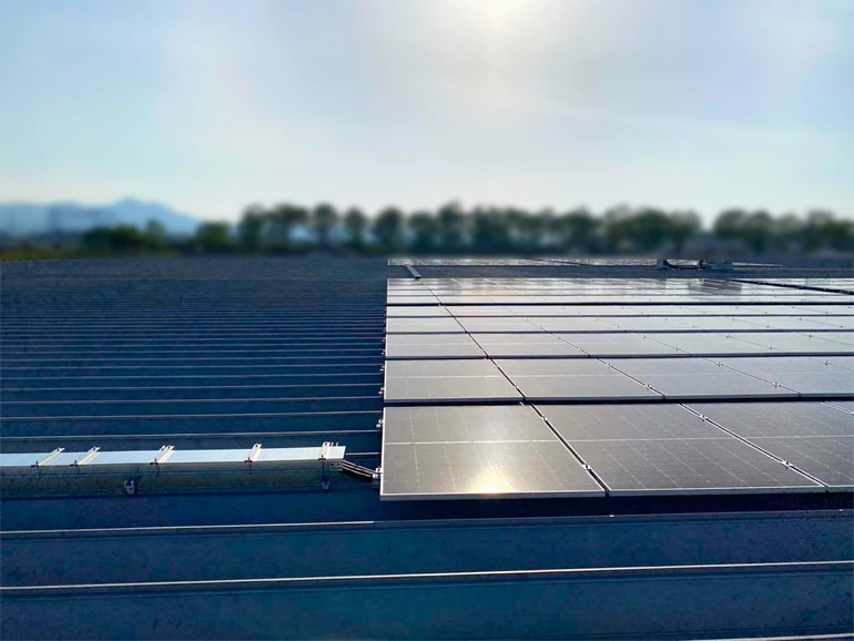 スーパーマーケット屋根上太陽光発電設備_岐阜県関市
