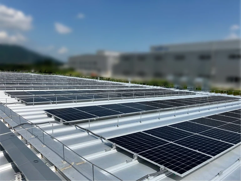太陽光発電の導入事例_工場屋根上_桑名市