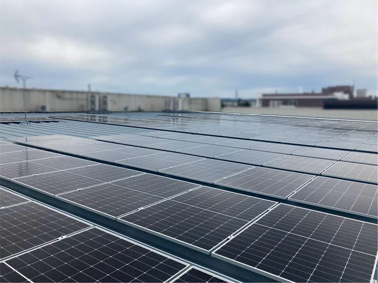 余剰売電型太陽光発電_ドラッグストア屋根上_静岡県島田市