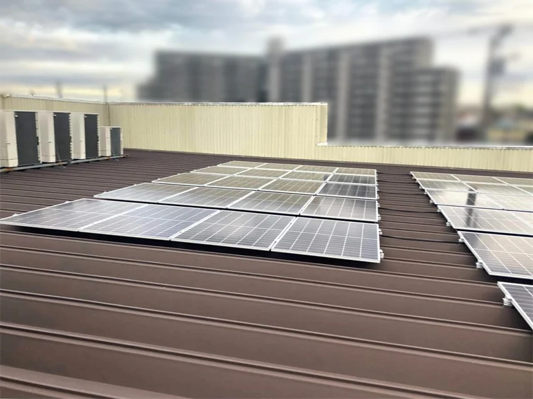 調剤併設型ドラッグストア_神奈川県秦野市_屋根上自家消費太陽光発電